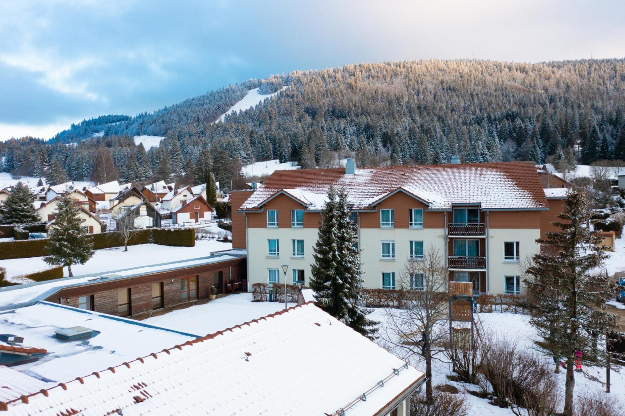 Hotel Azureva Métabief Exterior foto